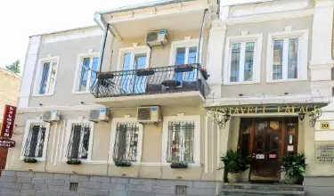 هتل روستاولی پالاس تفلیس