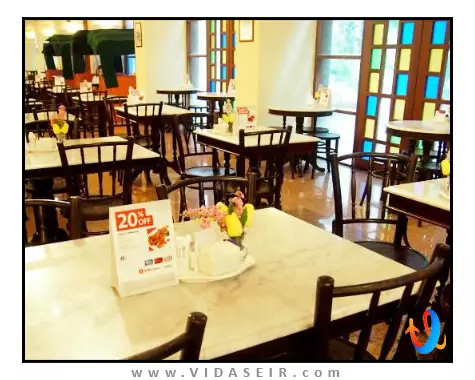 رویال ات نیوتون سنگاپور