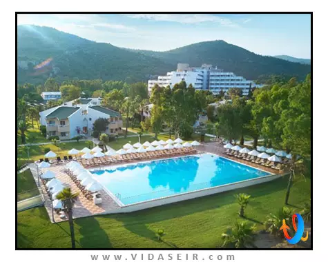 ریچموند افسوس ریزورت کوش آداسی