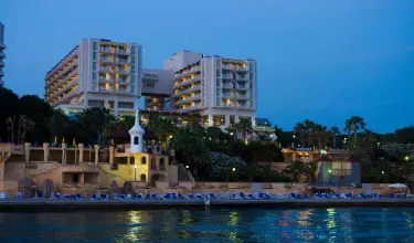 هتل فانتاسیا دلوکس کوش آداسی