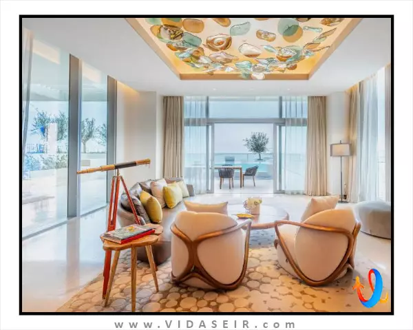 فایو لوکس دبی