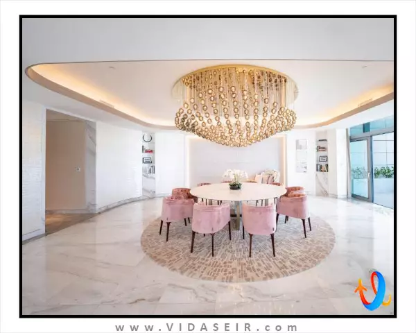 فایو لوکس دبی