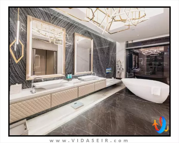 فایو لوکس دبی