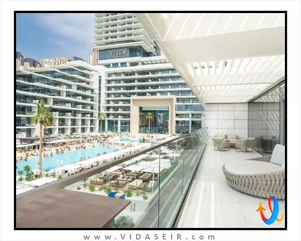 فایو لوکس دبی