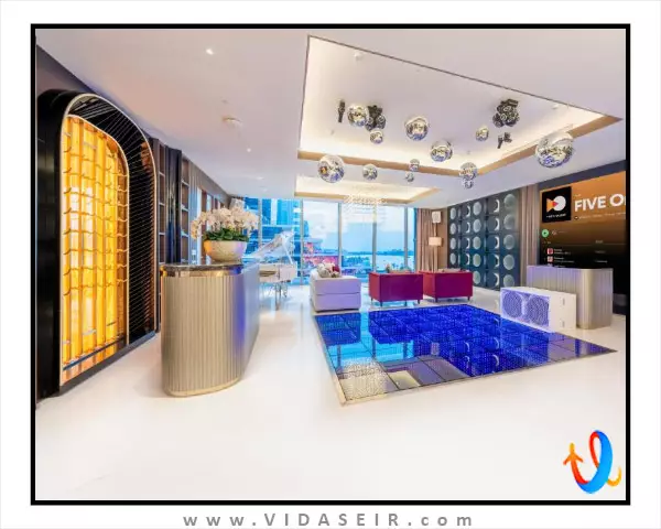 فایو لوکس دبی