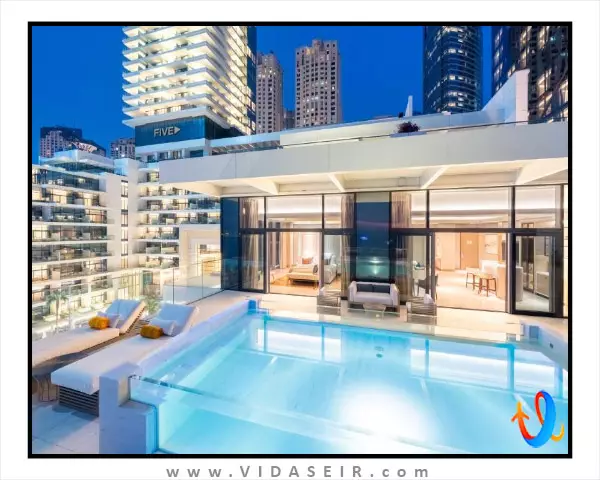 فایو لوکس دبی