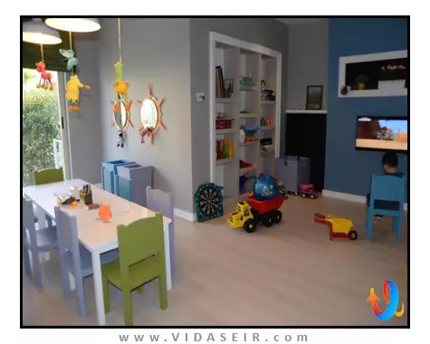 فم رزیدنس کمر اند اسپا