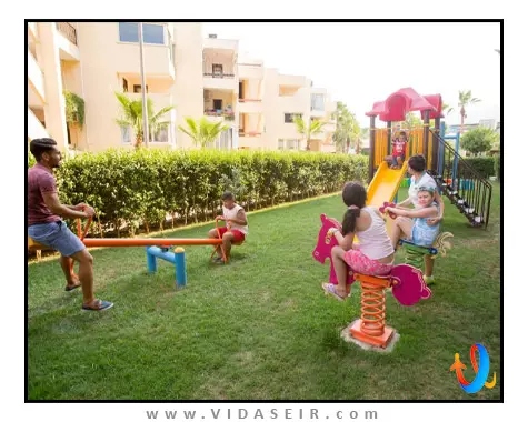 فم رزیدنس کمر اند اسپا