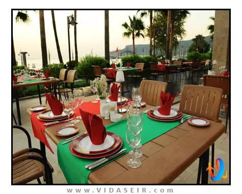 فم رزیدنس کمر اند اسپا