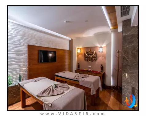 فم رزیدنس کمر اند اسپا