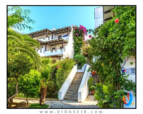 فور اور کلاب بدروم