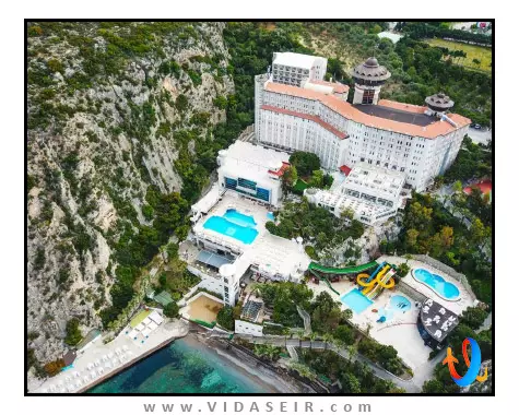 لادونیا آداکوله کوش آداسی