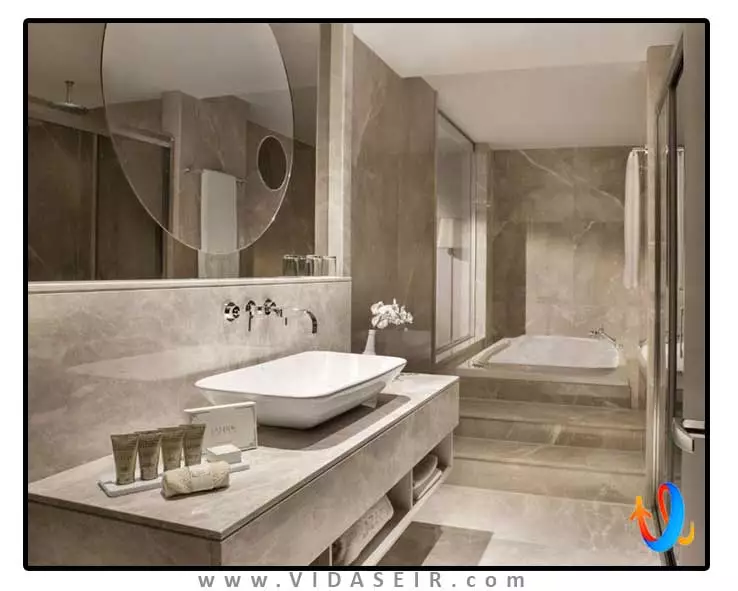 لازونی استانبول