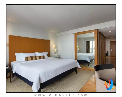 لبوا ات استیت تاور بانکوک