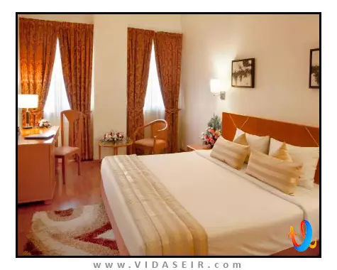 لندمارک بنی یاس دبی