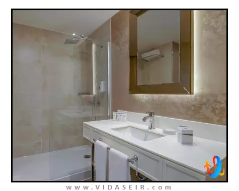 لیماک قبرس دلوکس