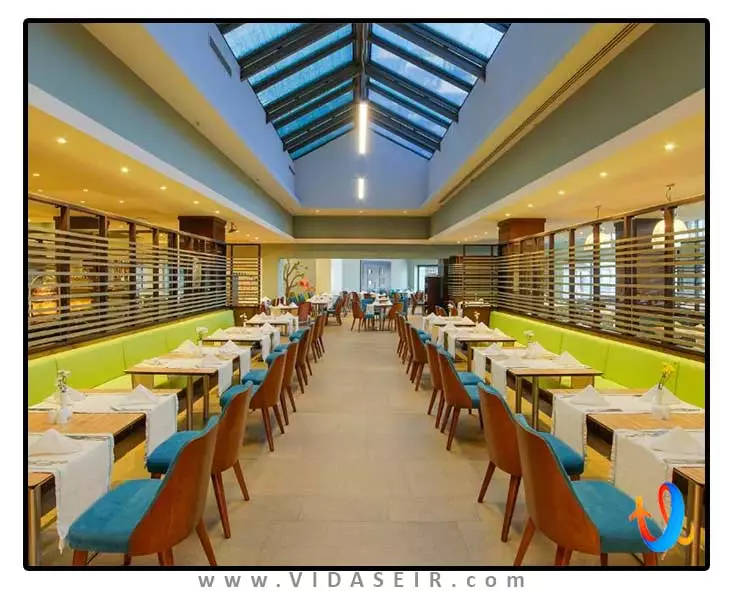 لیماک لارا دلوکس آنتالیا