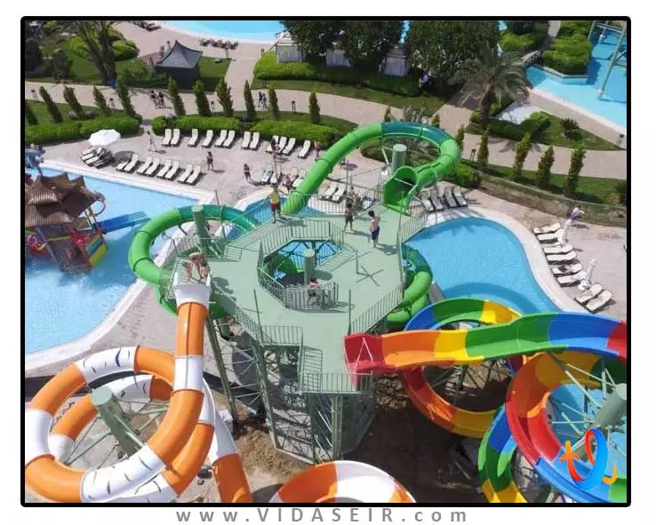 لیماک لارا دلوکس آنتالیا