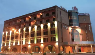 هتل متروپل ایروان