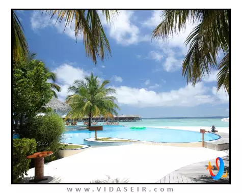 مدهوفوشی آیلند ریزورت مالدیو