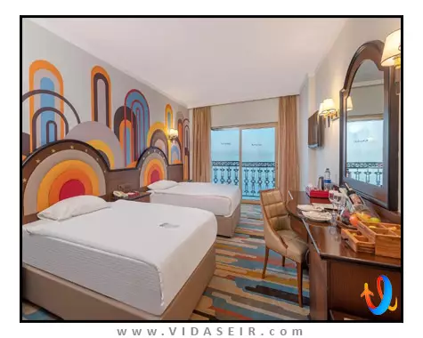 مگاسارای وست‌بیچ آنتالیا