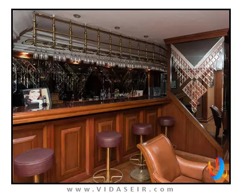 نوا پلازا کریستال