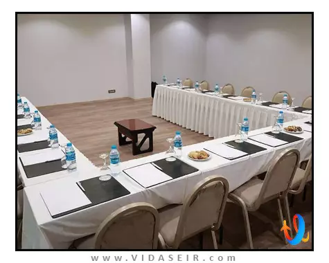 نوا پلازا کریستال