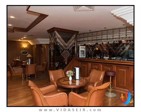 نوا پلازا کریستال