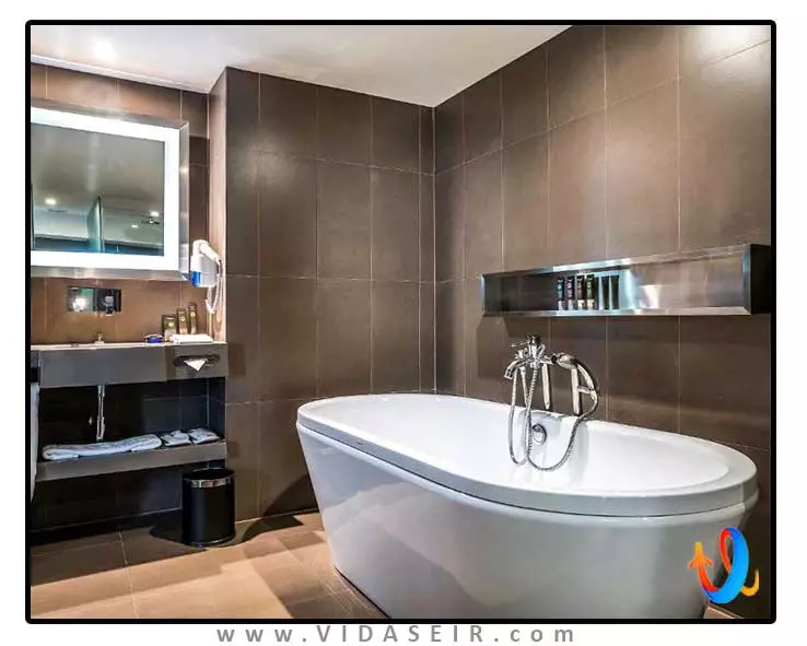 نووتل فنیکس سیلوم بانکوک