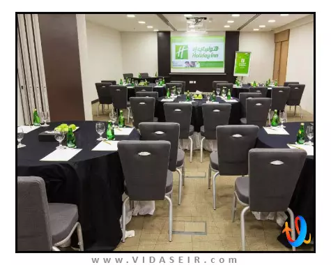 هالیدی این السیب مسقط