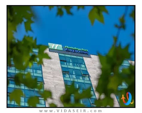 هالیدی این اکسپرس ایروان