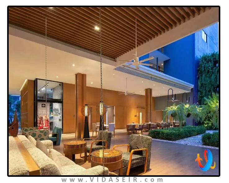 هالیدی این اکسپرس پوکت پاتونگ بیچ سنترال