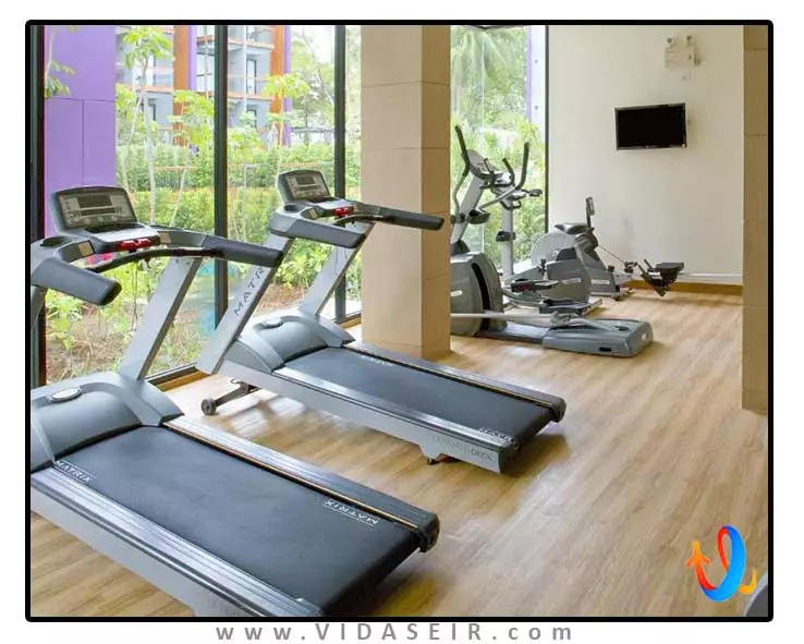 هالیدی این اکسپرس پوکت پاتونگ بیچ سنترال