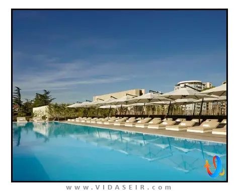 هالیدی این تفلیس