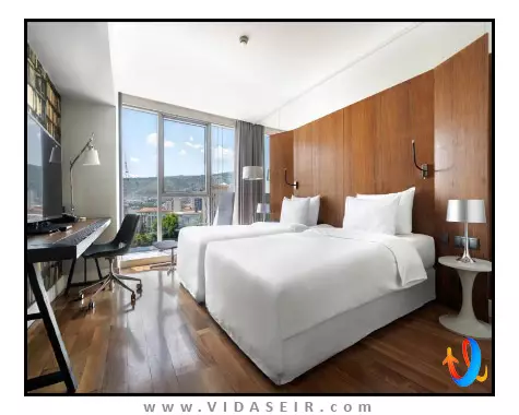 هالیدی این تفلیس