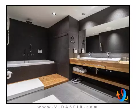 هالیدی این تفلیس