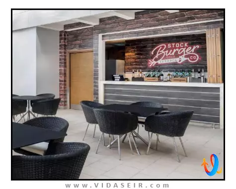 هالیدی این دوحه بیزینس پارک دوحه