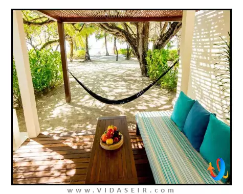 هالیدی این ریزورت کاندوما مالدیو