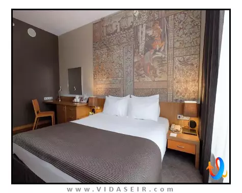 هالیدی این مسکو تاجانسکی