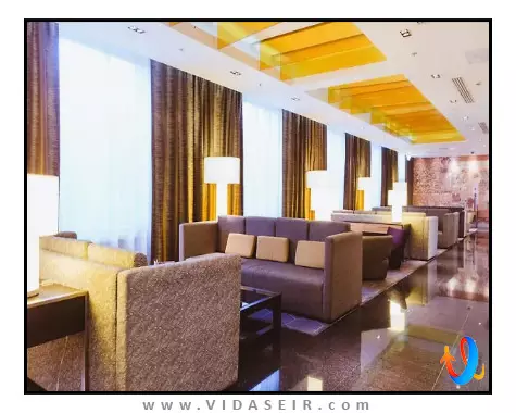 هالیدی این مسکو تاجانسکی