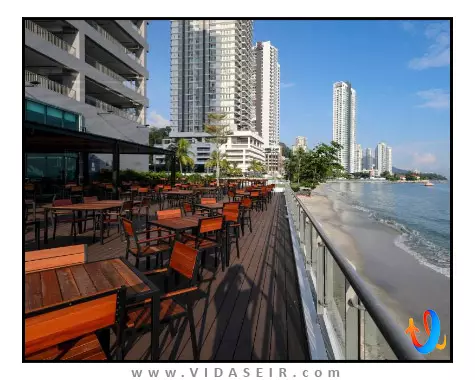 هامپتون د بای بیچ پنانگ