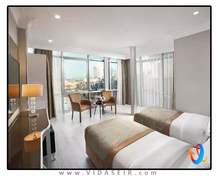 وایت مونارچ استانبول