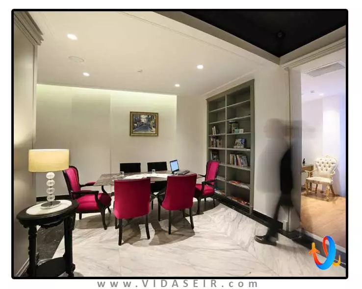 وایت مونارچ استانبول