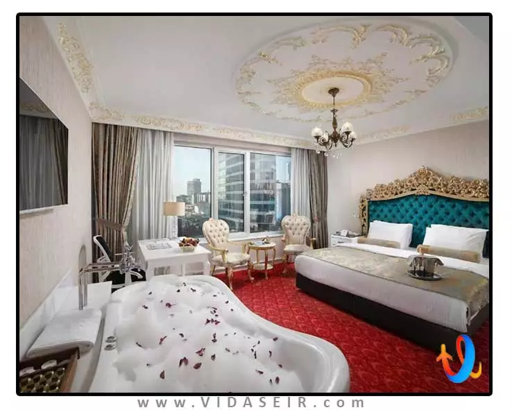 وایت مونارچ استانبول