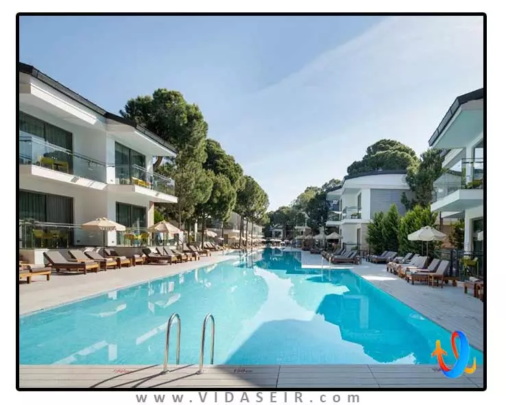 ویاژ بلک آنتالیا