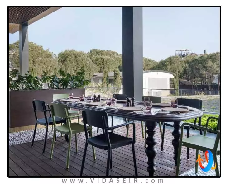 ویاژ بلک آنتالیا