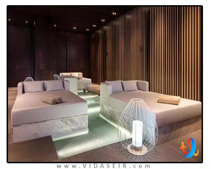 ویاژ بلک آنتالیا