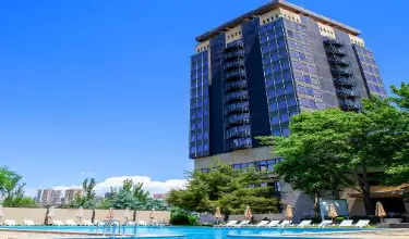 هتل پرزیدنت بای هرازدان سی جی اس سی ایروان