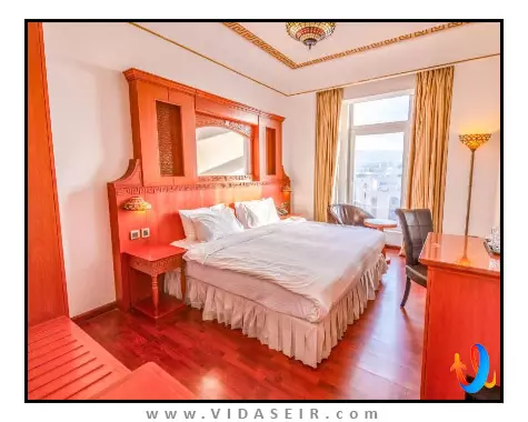 پلاتینیوم مسقط