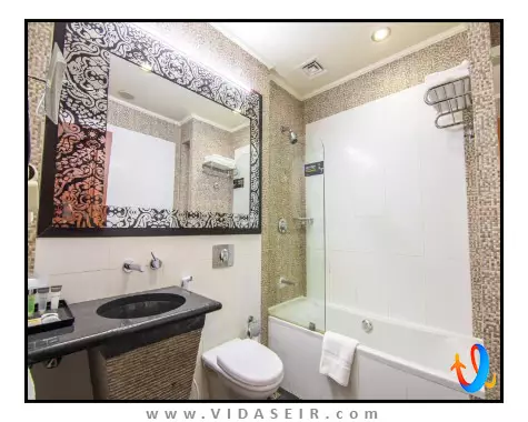 پلاتینیوم مسقط